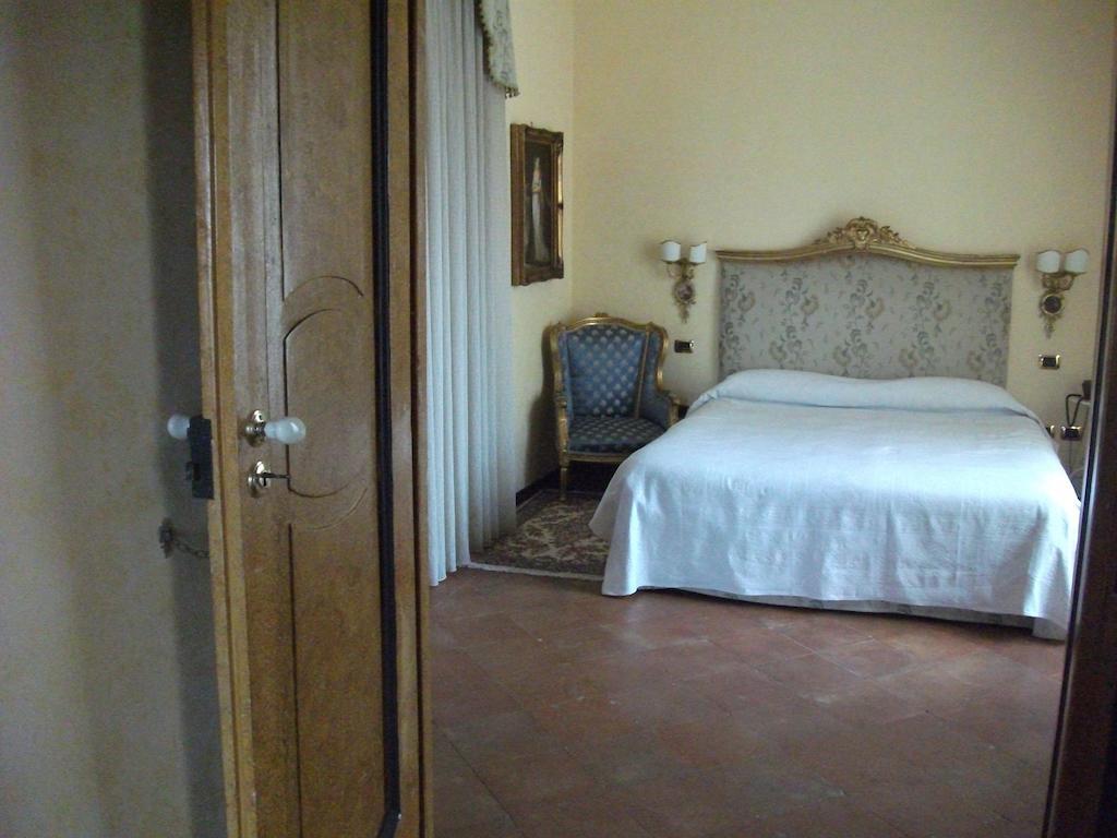 Villa Marcello Caserta Oda fotoğraf